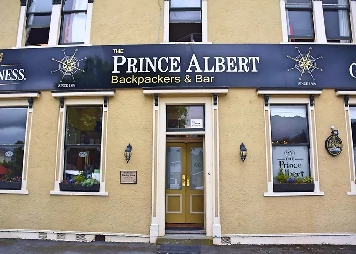 The Prince Albert Backpackers & Bar